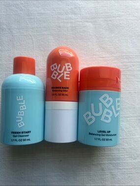 Bubble Skincare 3-Step Routine Set Cleanser Mist & Level Up Gel Moisturizer New